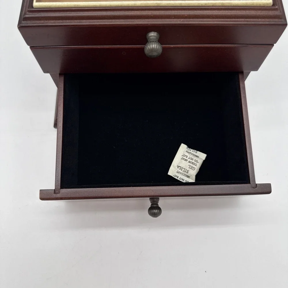 Kathryn White Wooden Jewel Box Beautiful Tri Coastal Floral Top Design